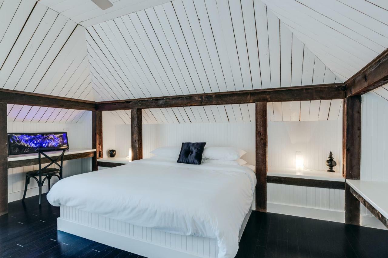 Auberge Nuits De St-Georges Bromont Bagian luar foto