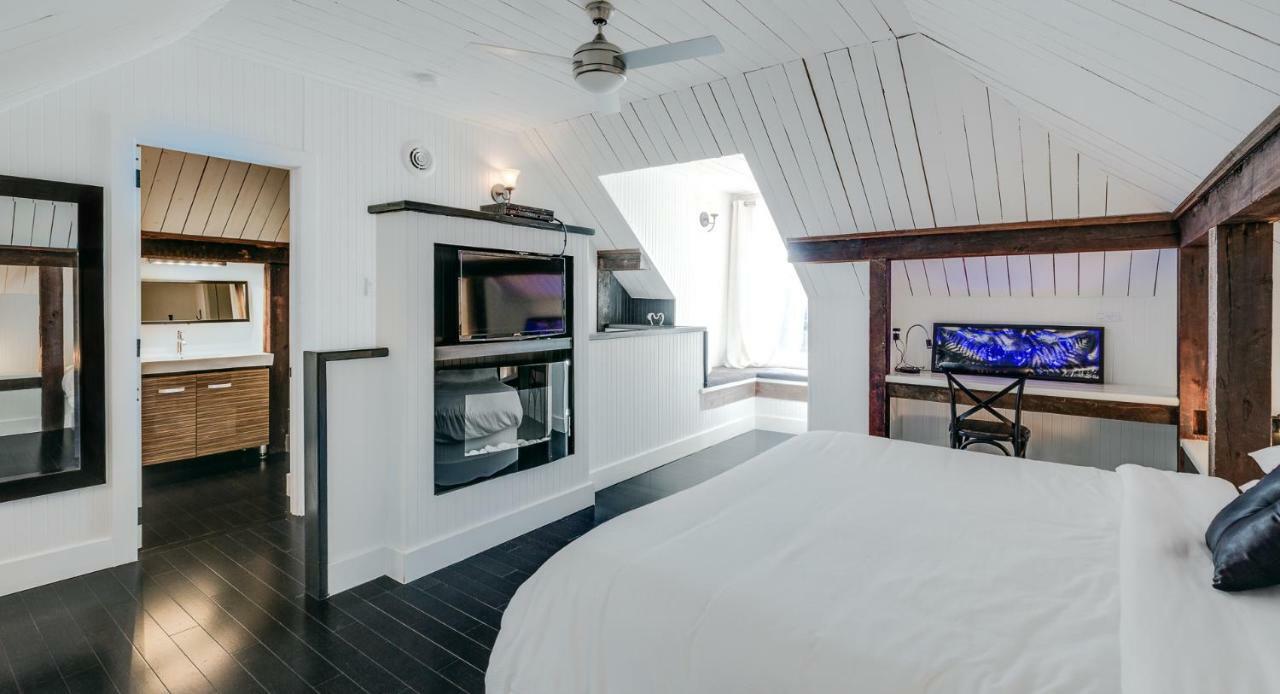 Auberge Nuits De St-Georges Bromont Bagian luar foto